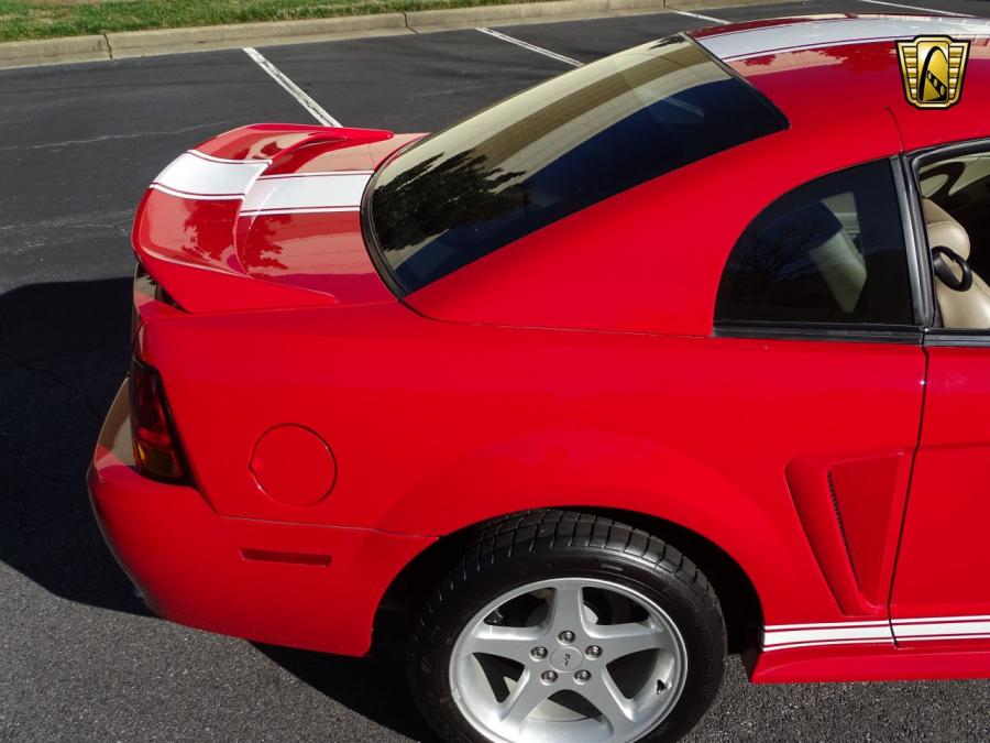 Детали экстерьера Ford Mustang SVT Cobra Coupe 1999 года  (фото 34 из 84)